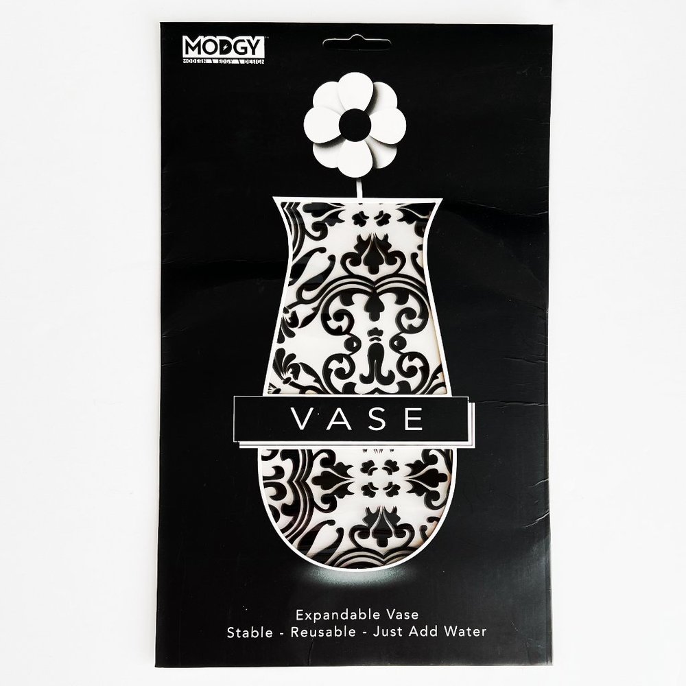 New Modgy Decor Flower Vase ChiChi Black BPA Free Plastic Expandable 6 x 10